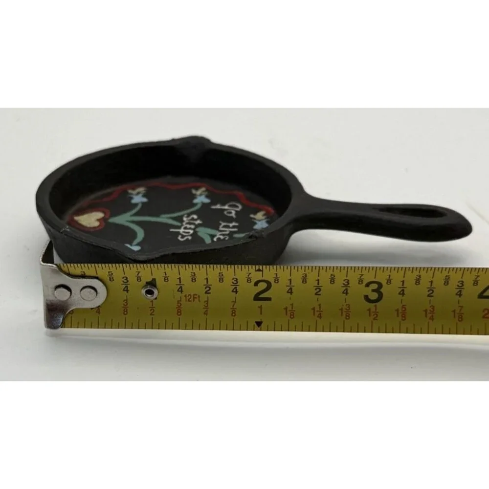 ✨ Vintage Mini Cast Iron Pan Skillet 